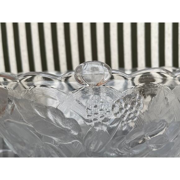 Fruit Basket Glass Bowl Serving - Picture 8 of 9